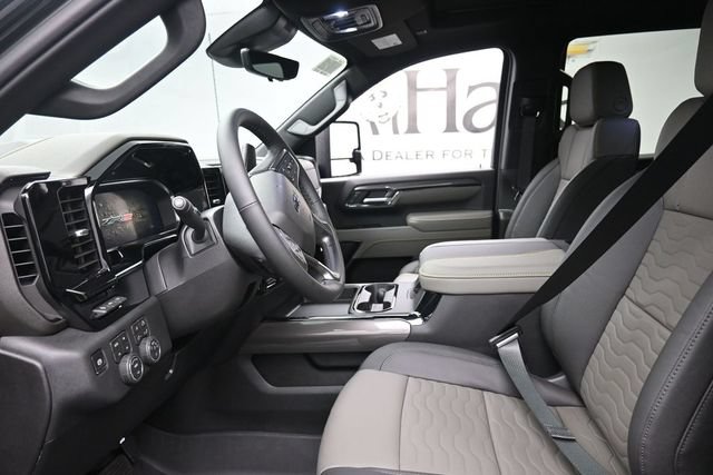 New 2026 Chevrolet Silverado 2500 ZR2 w/ LPO, Dark Essentials Package AWD/4WD image 8