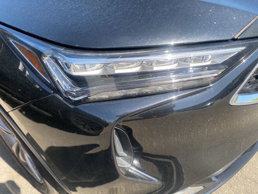 Used 2023 Acura MDX SH-AWD image 2