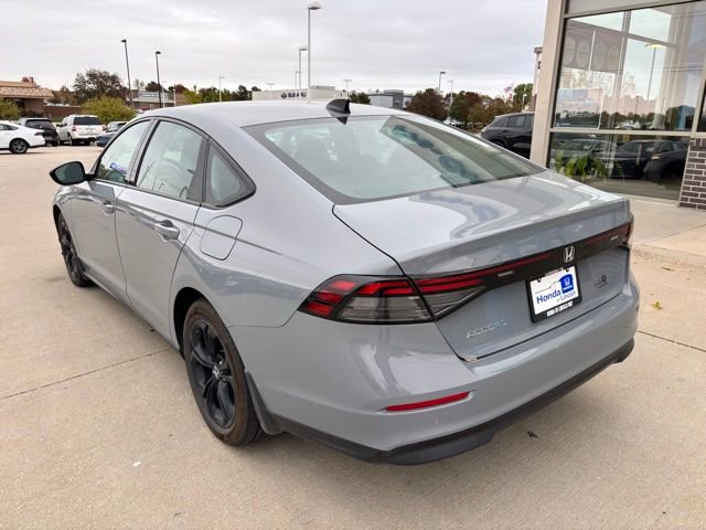 Certified 2025 Honda Accord SE image 7