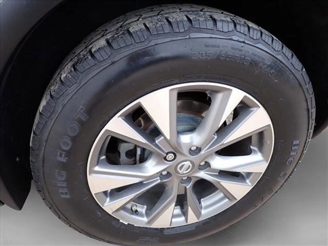 Used 2017 Nissan Murano S image 7