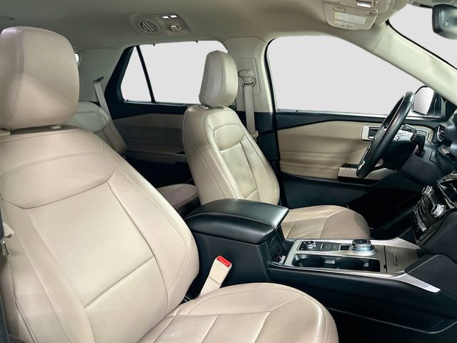Used 2022 Ford Explorer Limited w/ Equipment Group 301A image 30