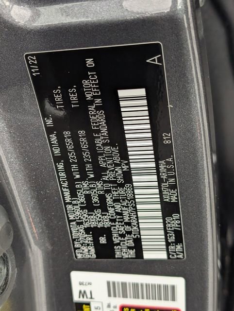 Used 2023 Toyota Highlander XLE image 38