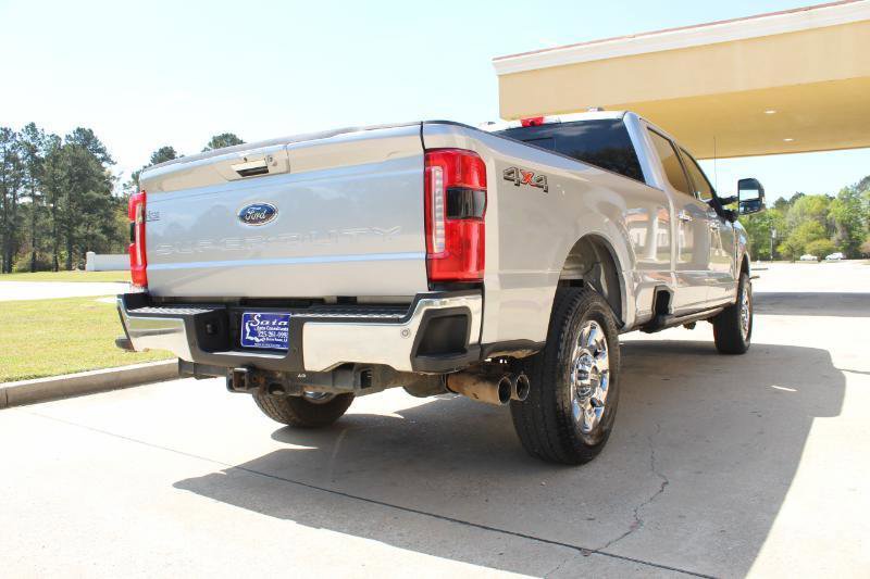 Used 2023 Ford F250 Lariat w/ Chrome Package image 17