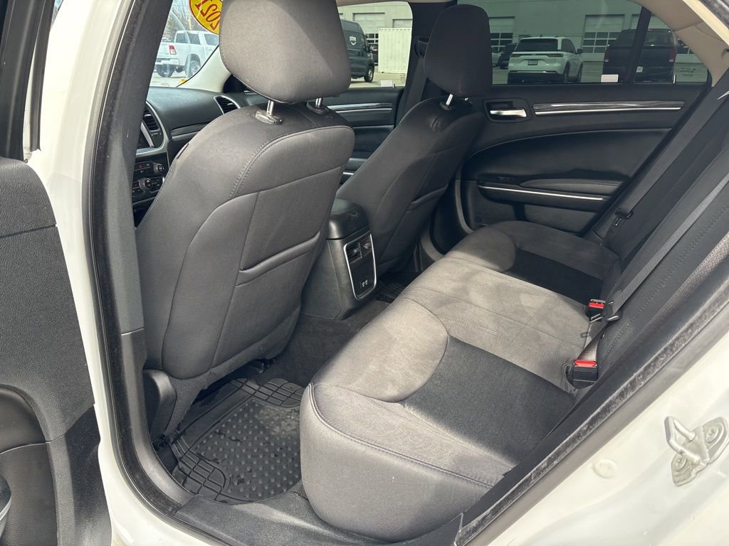 Used 2021 Chrysler 300 Touring w/ Sport Appearance Package image 9