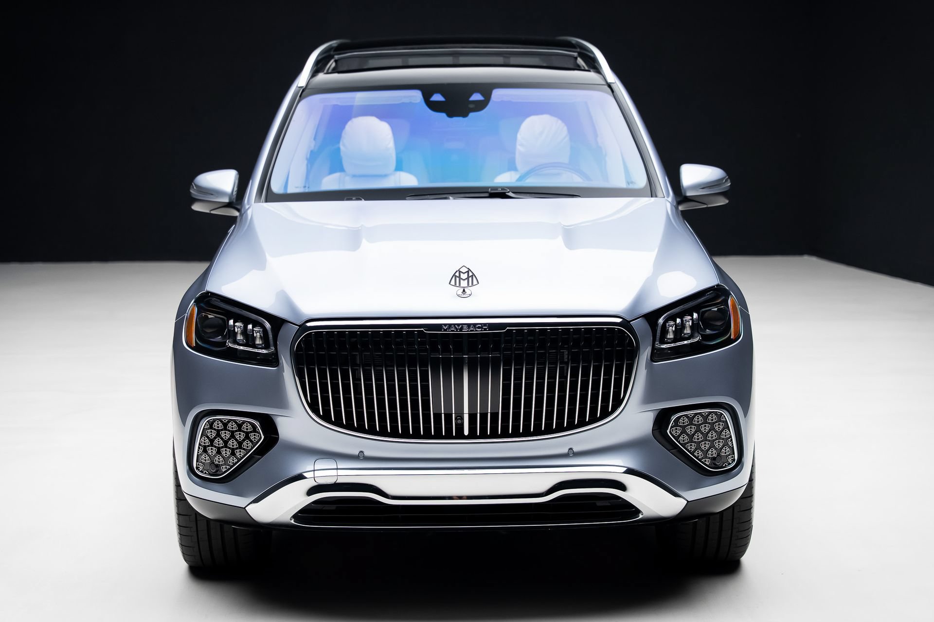 Used 2025 Mercedes-Benz Maybach GLS 600 4MATIC image 6