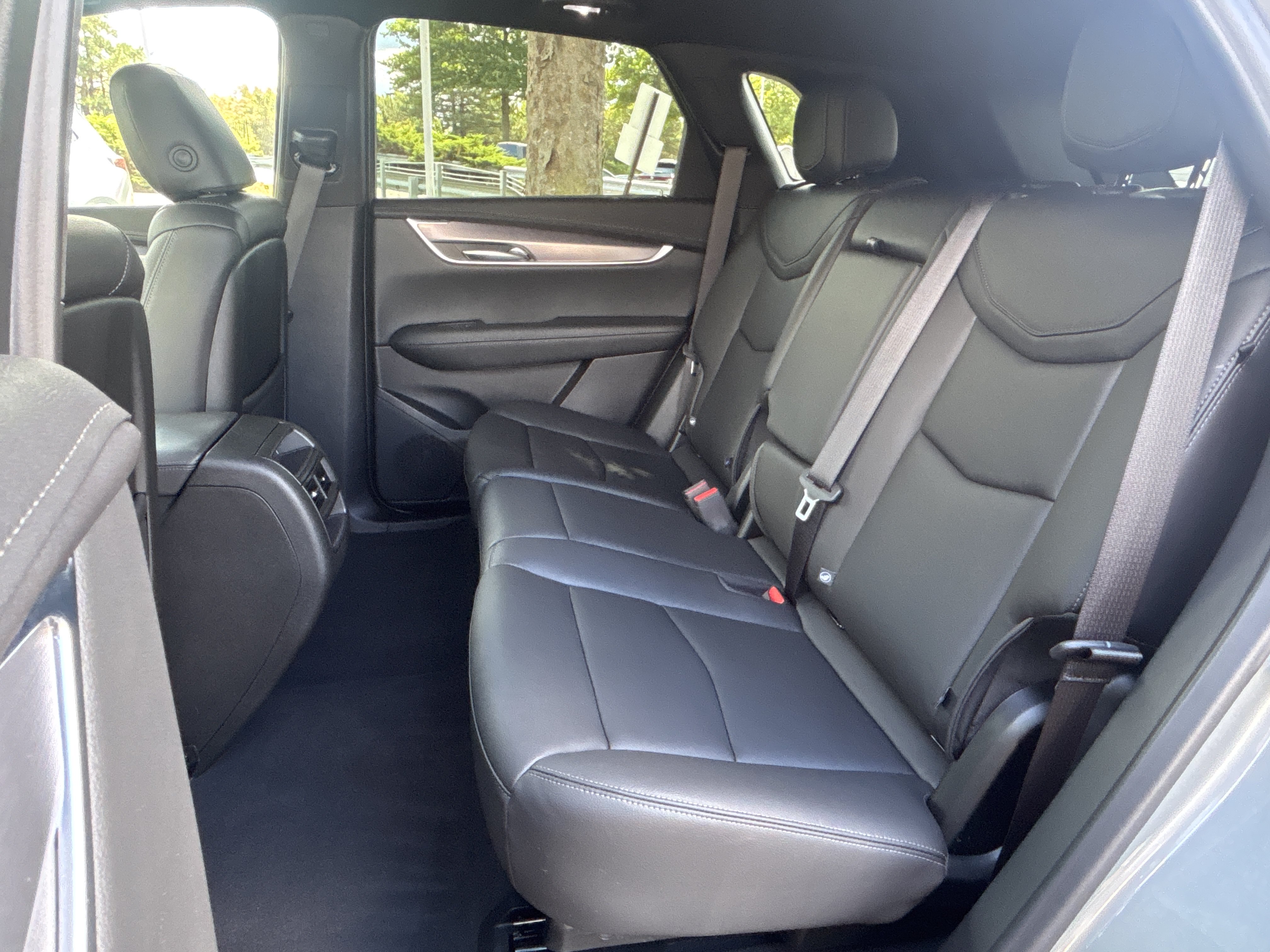 New 2025 Cadillac XT5 Luxury AWD/4WD image 29