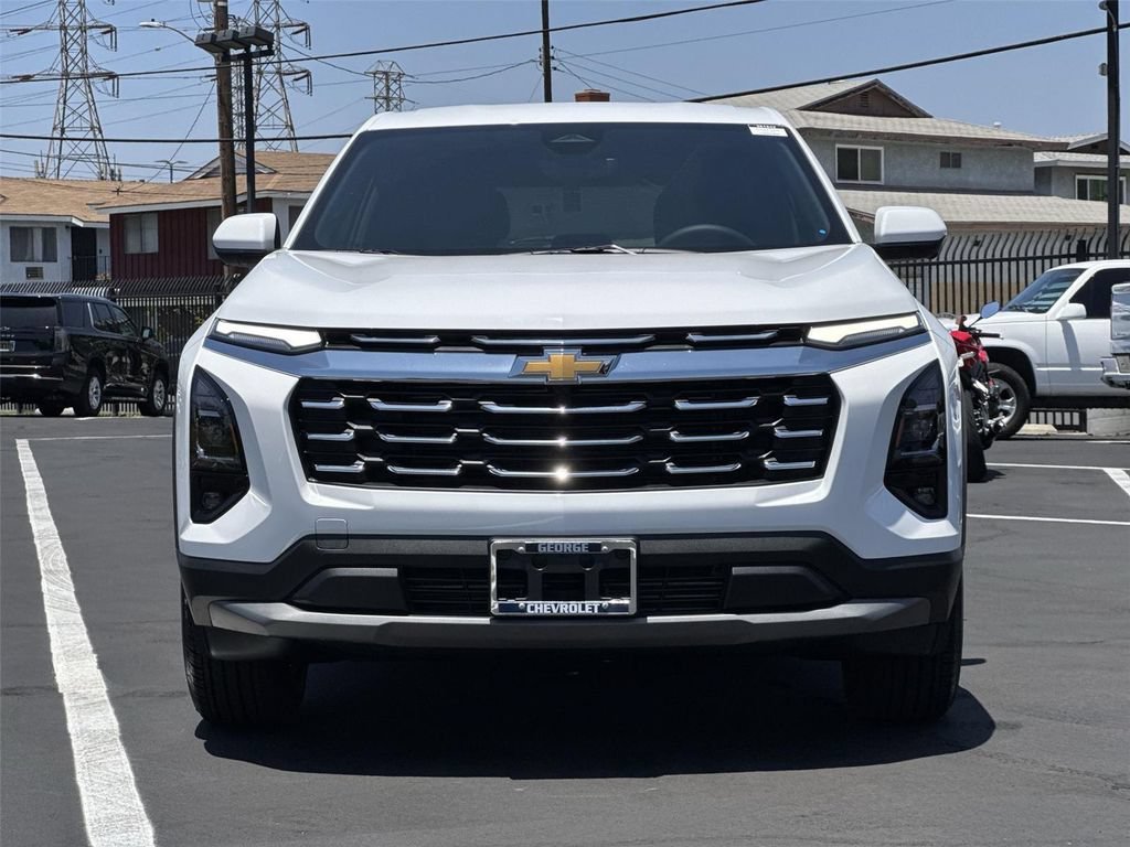 New 2026 Chevrolet Equinox LT w/ Safety and Technology Package AWD/4WD image 2