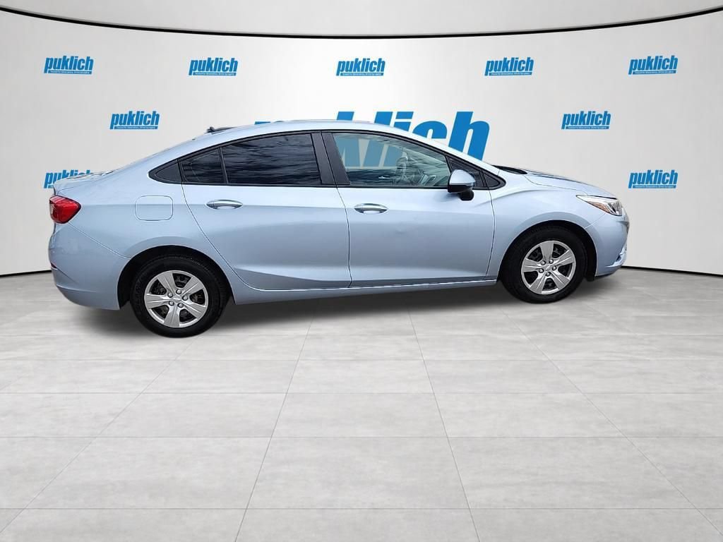Used 2018 Chevrolet Cruze LS FWD image 6