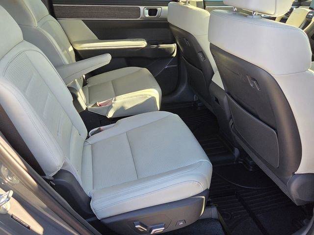 Used 2025 Hyundai Santa Fe Calligraphy image 28