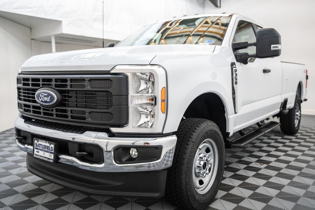 New 2026 Ford F350 XL w/ 360-Degree Camera Package AWD/4WD image 3