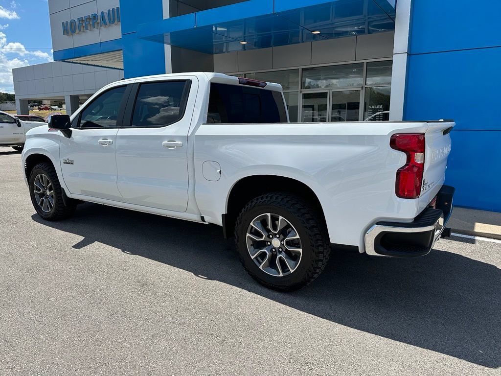 Used 2023 Chevrolet Silverado 1500 LT AWD/4WD image 8
