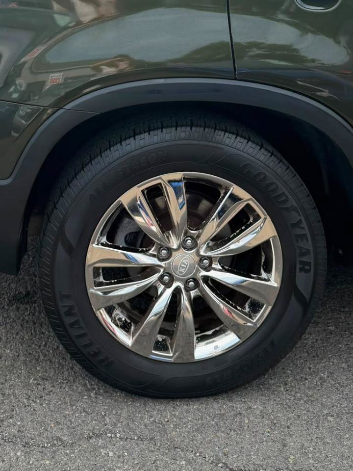 Used 2011 Kia Sorento EX w/ Premium Pkg AWD/4WD image 35