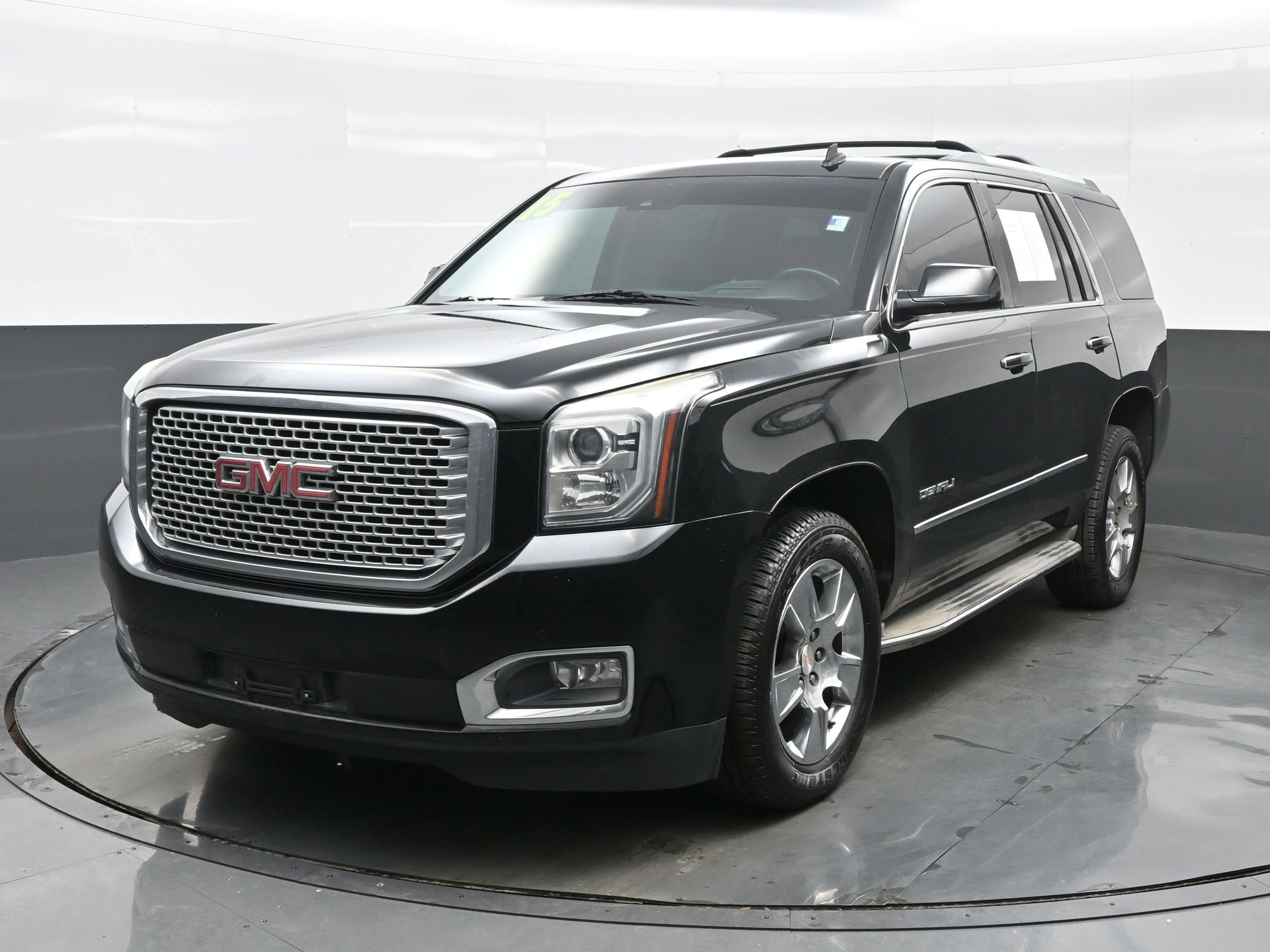 Used 2015 GMC Yukon Denali w/ Touring Package video 2