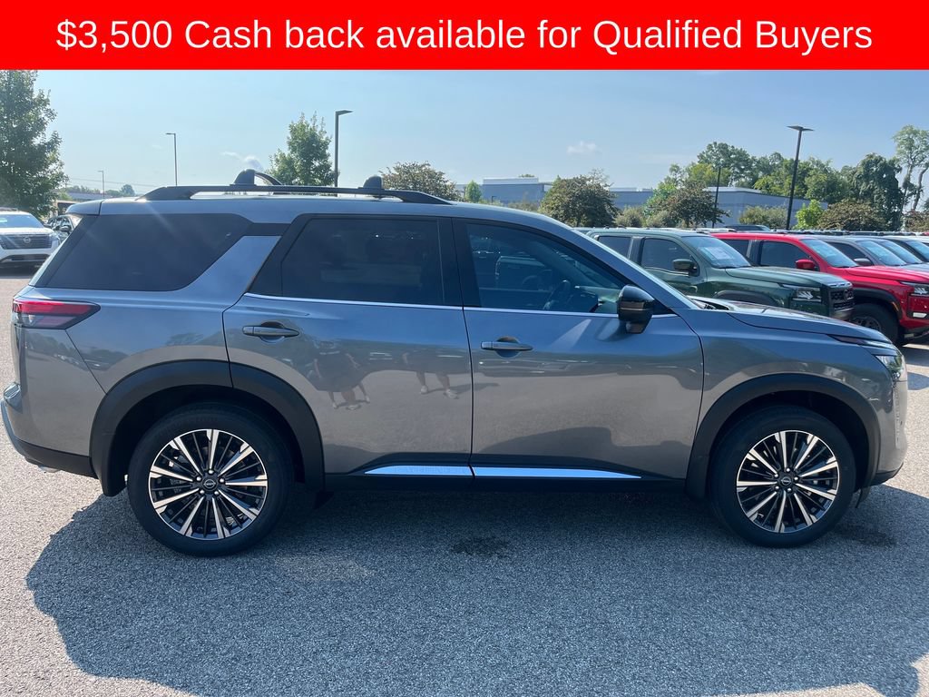 New 2026 Nissan Pathfinder Platinum FWD image 8