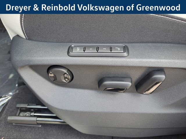 New 2025 Volkswagen Atlas Cross Sport SEL Premium R-Line image 23