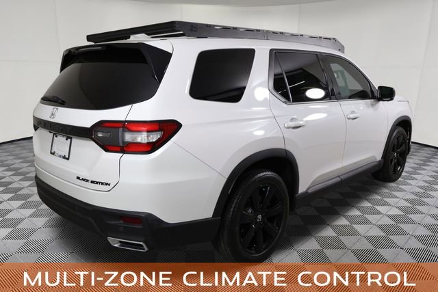 Used 2025 Honda Pilot Black Edition image 5