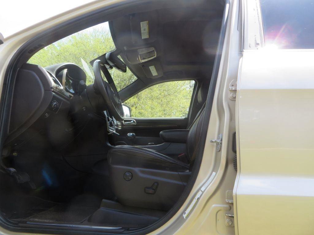 Used 2014 Jeep Grand Cherokee Summit AWD/4WD image 11