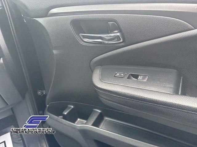 Used 2022 Honda Pilot Special Edition image 9