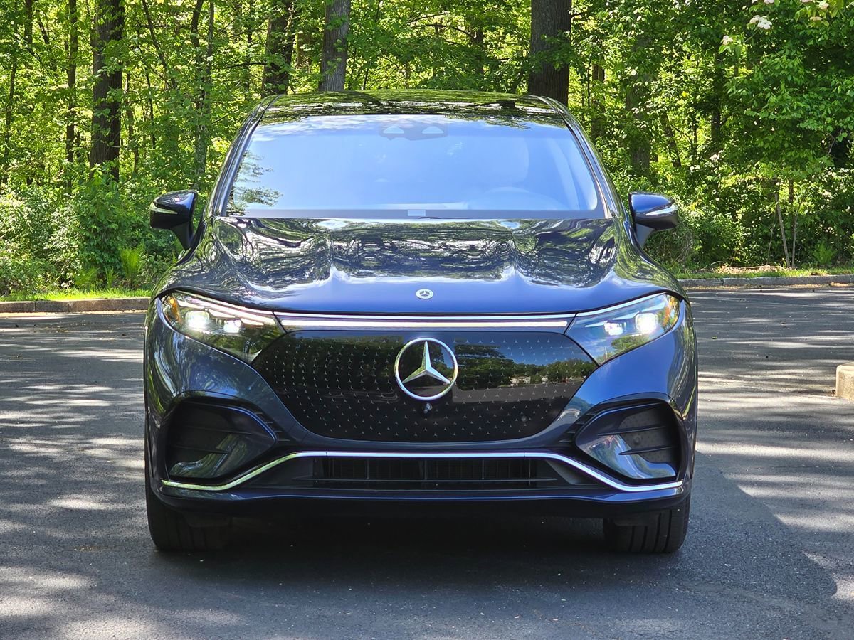 Used 2023 Mercedes-Benz EQS 580 4MATIC SUV image 9