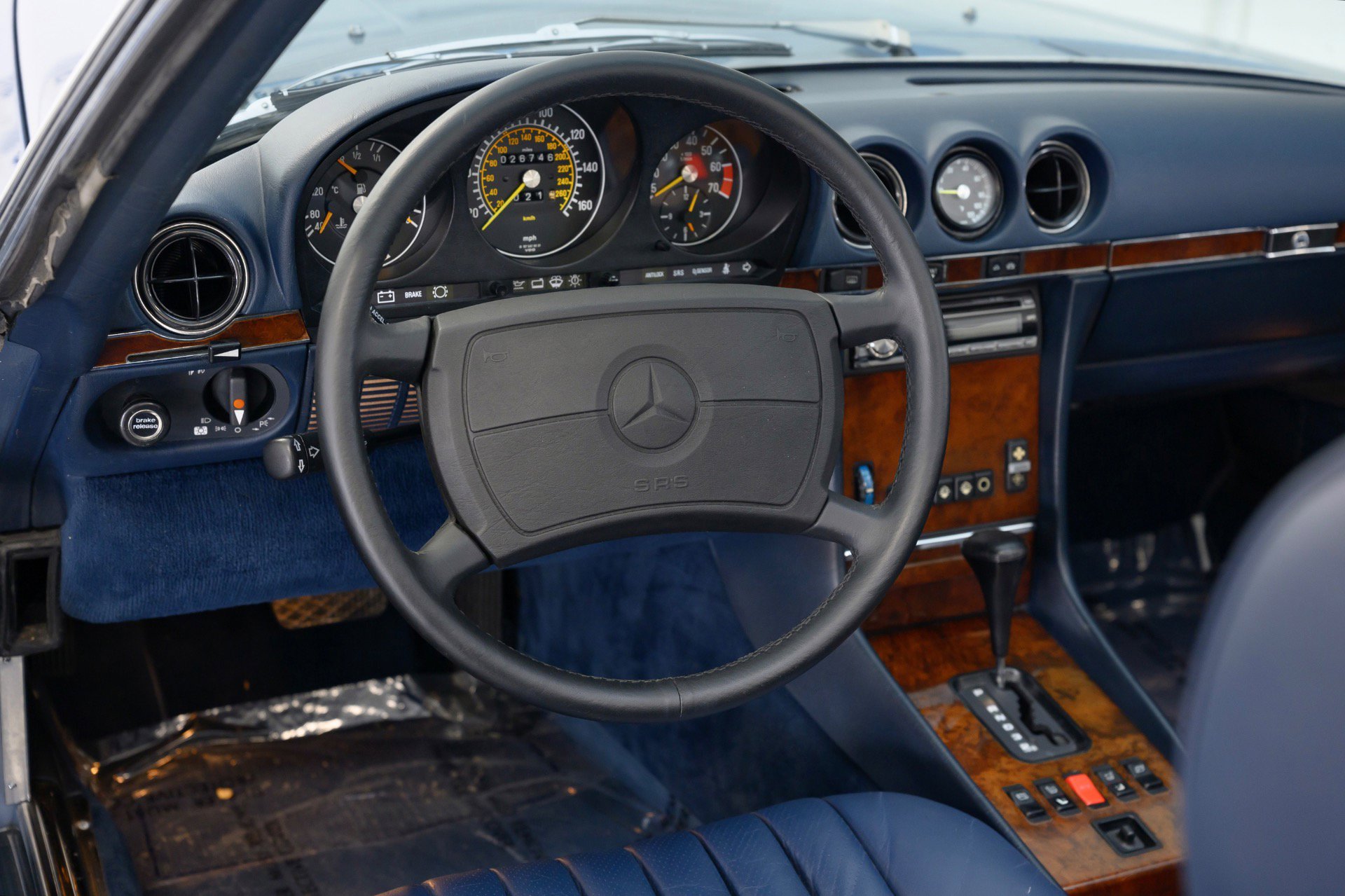 Used 1987 Mercedes-Benz 560 SL image 15