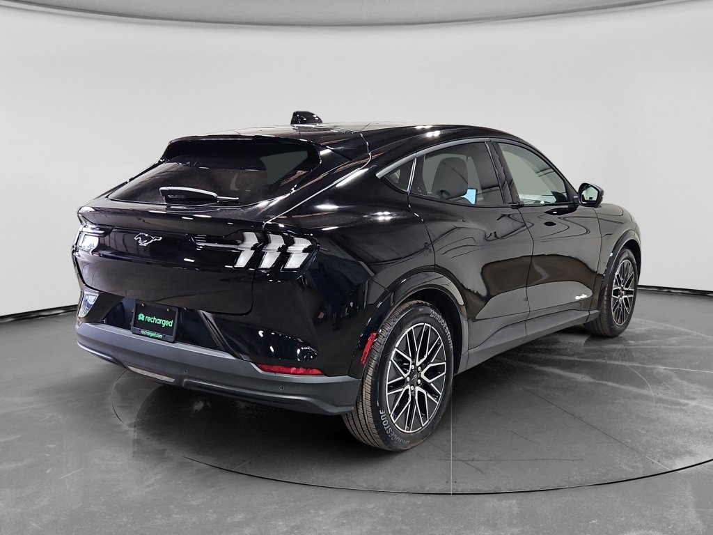 Used 2025 Ford Mustang Mach-E Premium AWD/4WD image 3