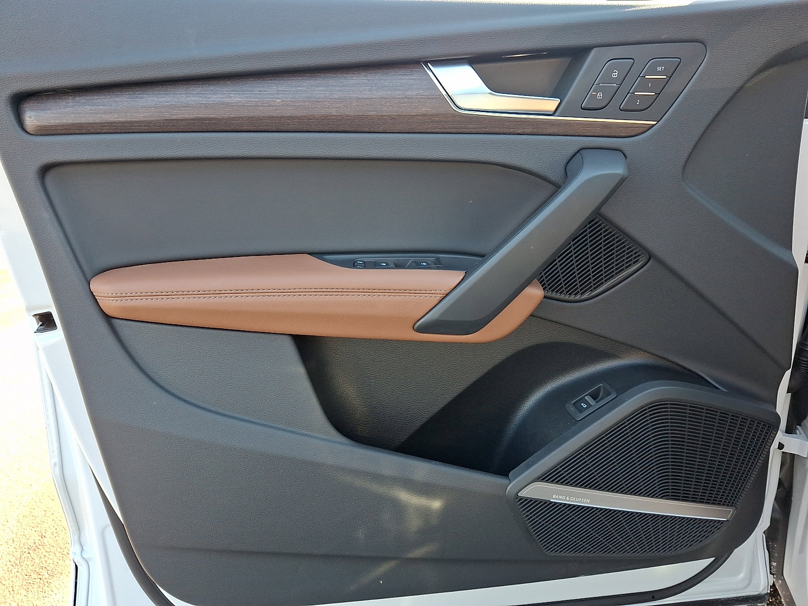 Certified 2025 Audi Q5 2.0T Premium Plus w/ Premium Plus Package image 13