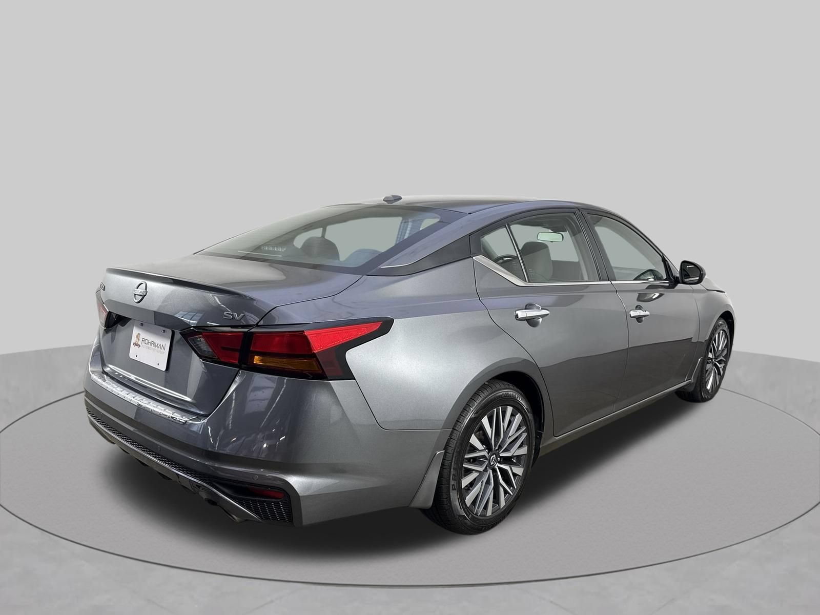 Used 2023 Nissan Altima 2.5 SV w/ SV Premium Package FWD image 35