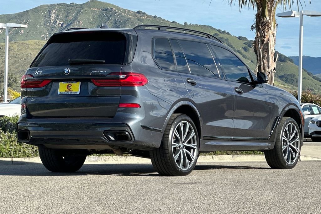 Used 2020 BMW X7 xDrive40i w/ M Sport Package image 3