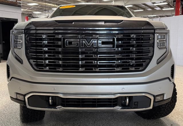 Used 2022 GMC Sierra 1500 Denali Ultimate AWD/4WD image 2