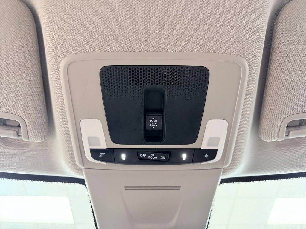 Used 2022 Honda Civic EX image 48