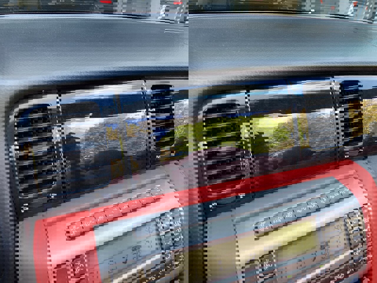 Used 2007 Lexus SC 430 w/ Pebble Beach Edition image 27