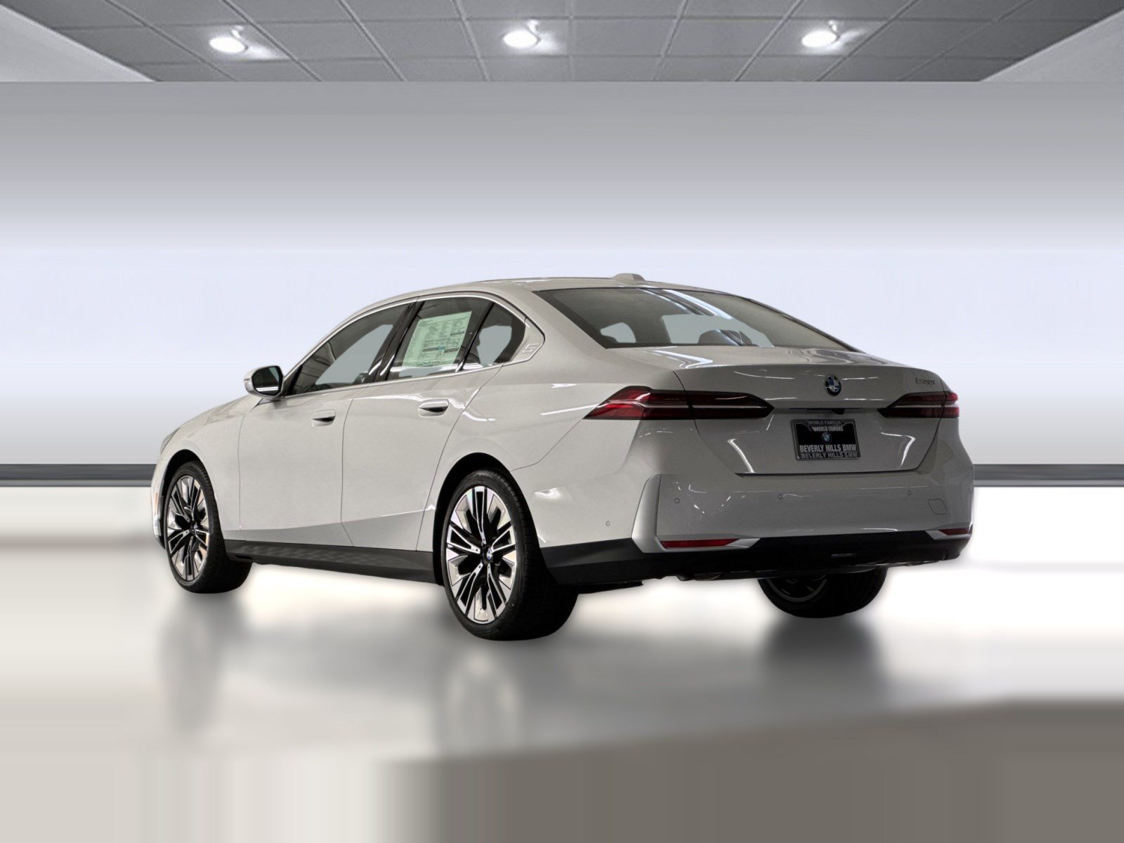 Used 2026 BMW 530i w/ Premium Package RWD image 3