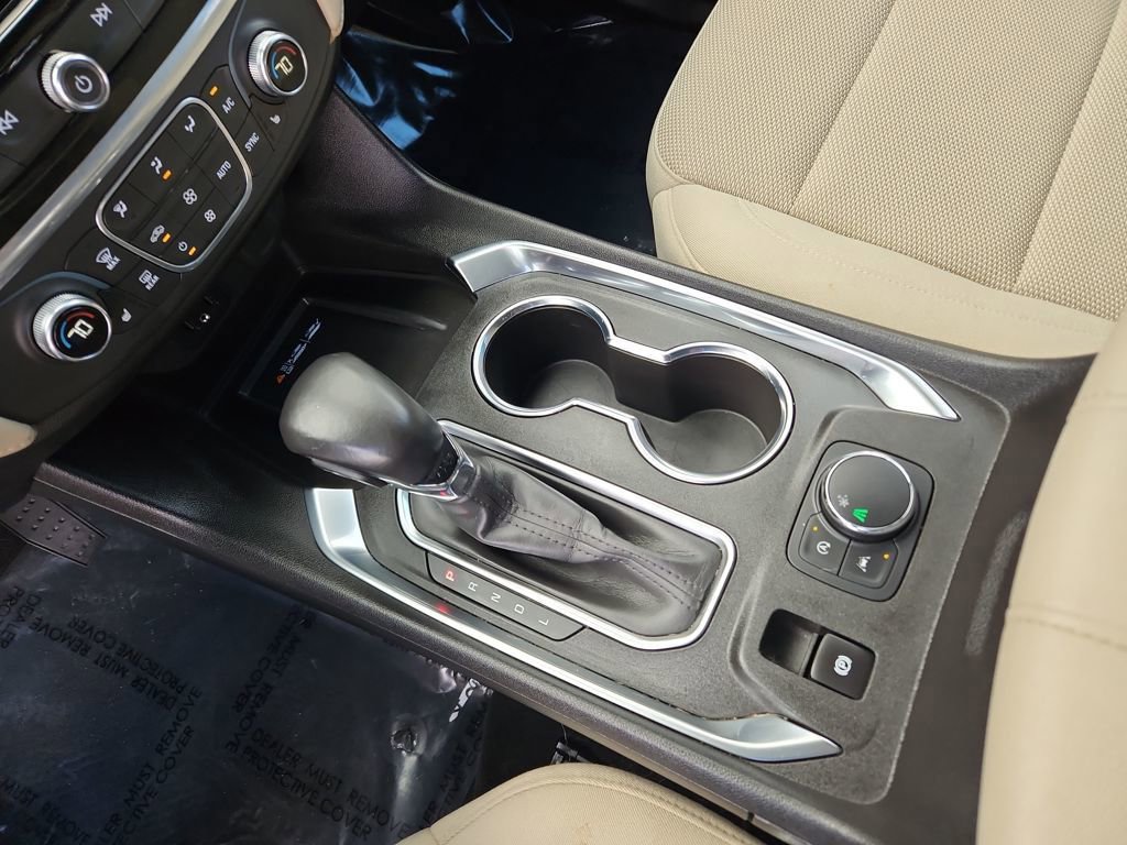 Used 2022 Chevrolet Traverse LT image 20