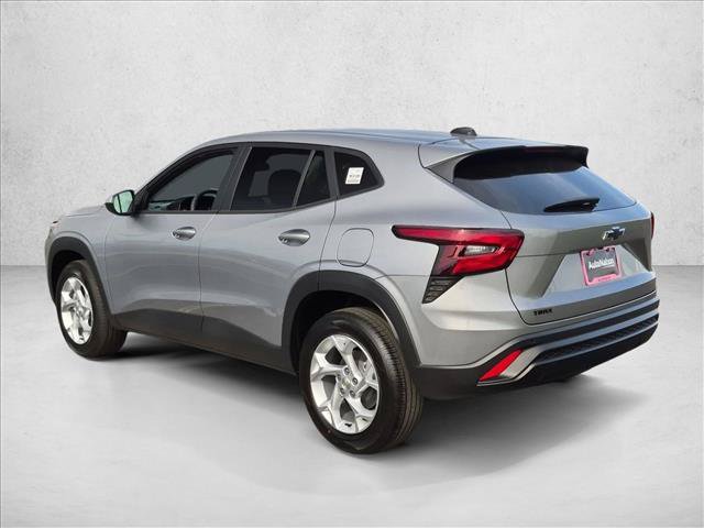 New 2026 Chevrolet Trax LS w/ LS Convenience Package FWD image 9