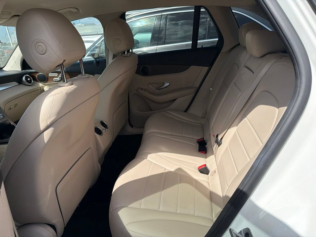 Used 2022 Mercedes-Benz GLC 300 w/ Premium Package Lite image 3