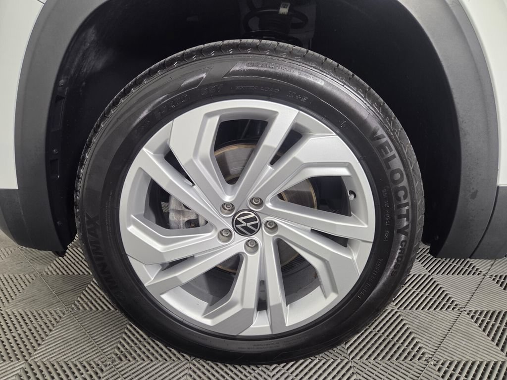 Used 2023 Volkswagen Atlas SE AWD/4WD image 8