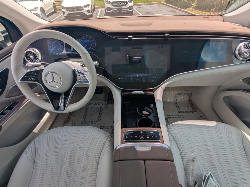 Certified 2023 Mercedes-Benz EQS 580 4MATIC SUV image 2