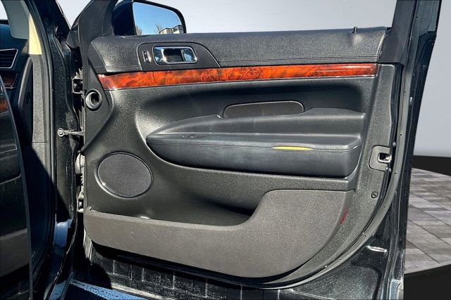 Used 2015 Lincoln MKT AWD w/ Equipment Group 201A image 28