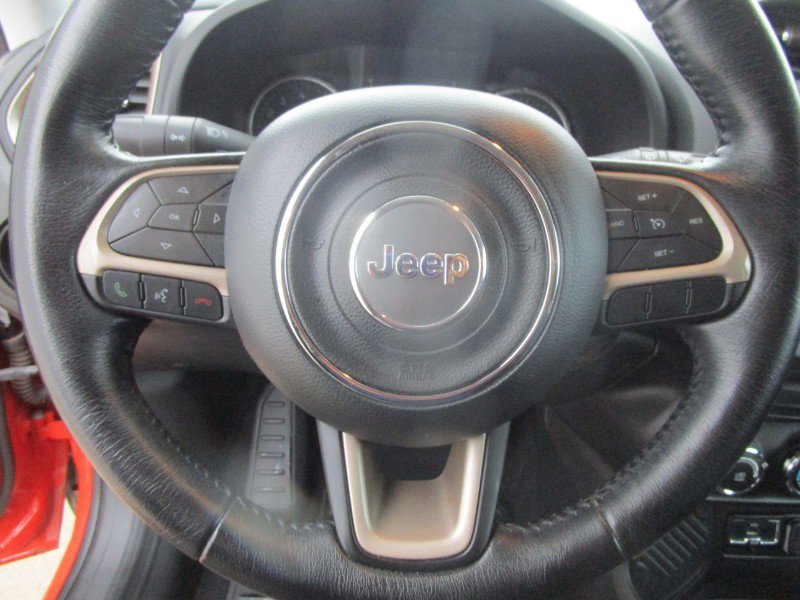 Used 2017 Jeep Renegade Latitude image 23