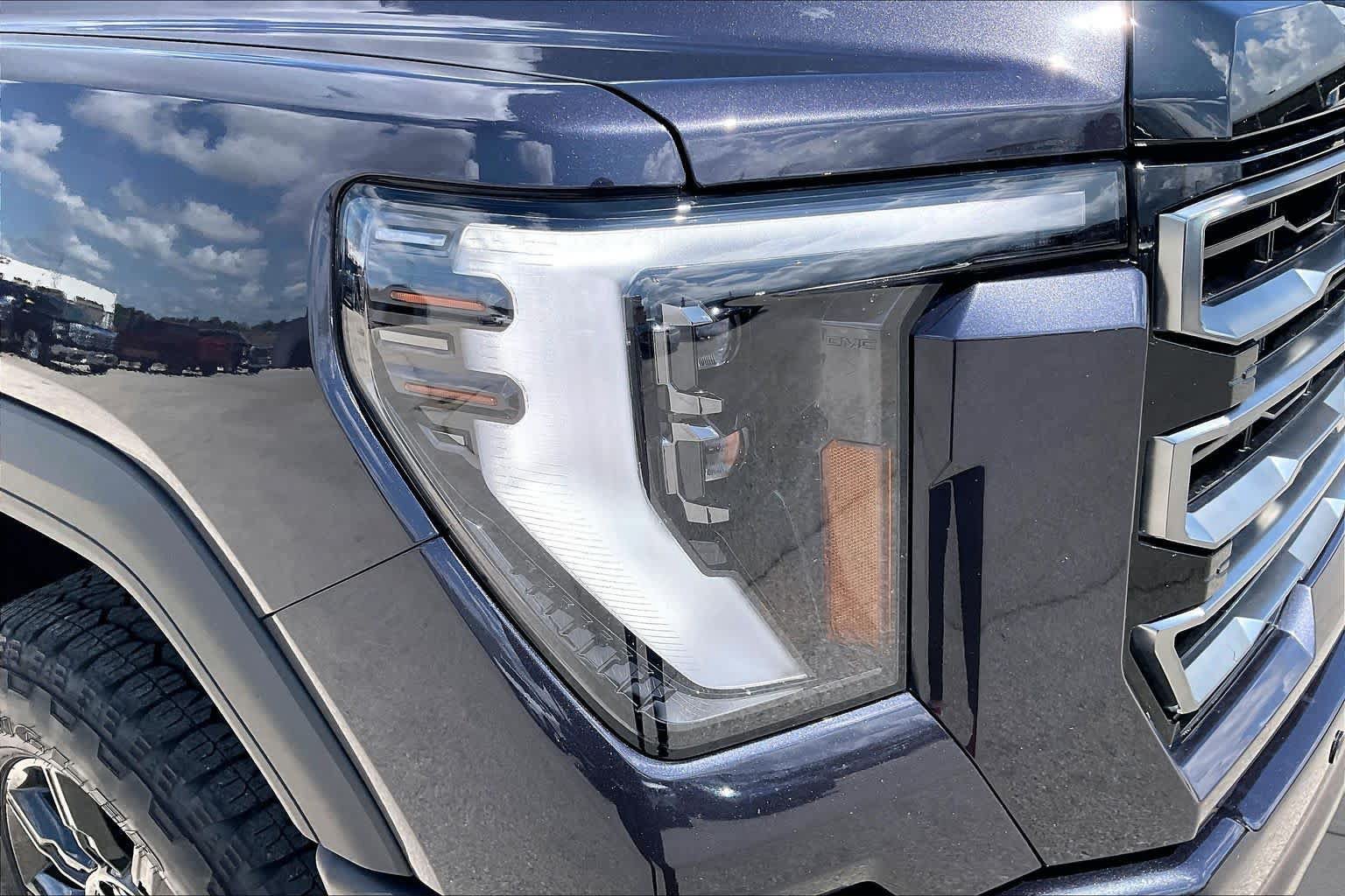 Certified 2026 GMC Sierra 2500 AT4 AWD/4WD image 27