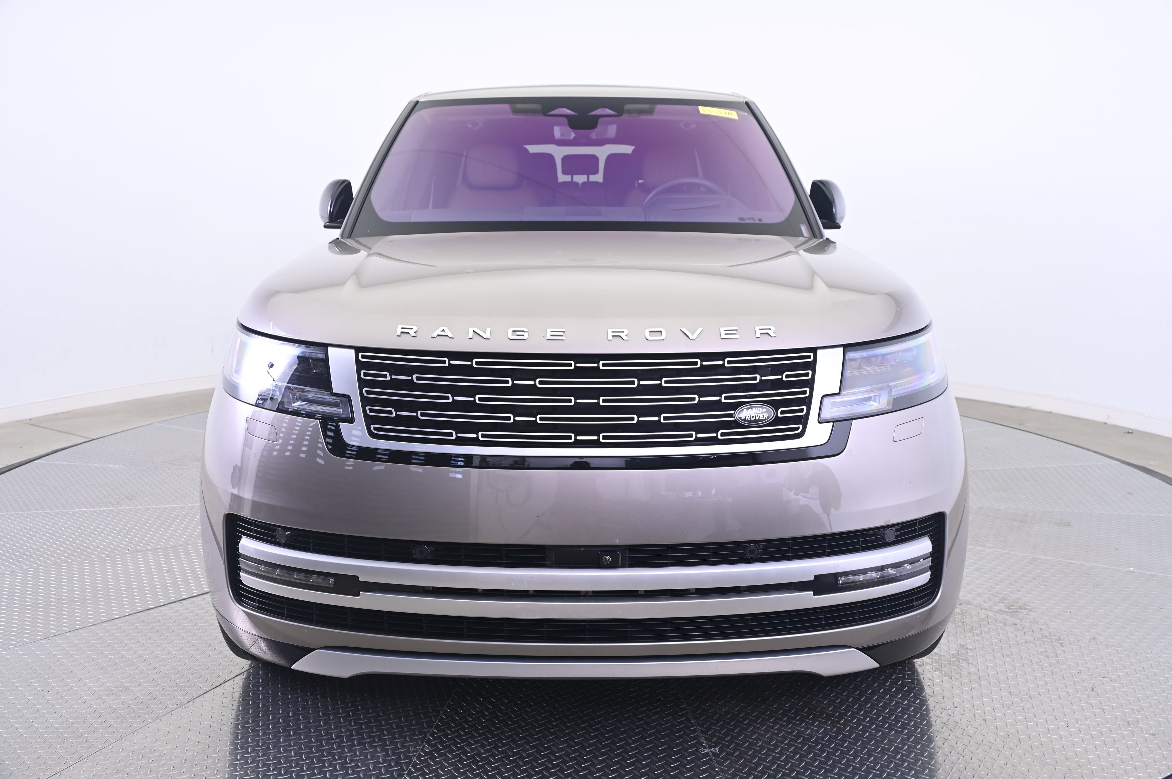 Used 2023 Land Rover Range Rover Long Wheelbase Autobiography AWD/4WD image 10