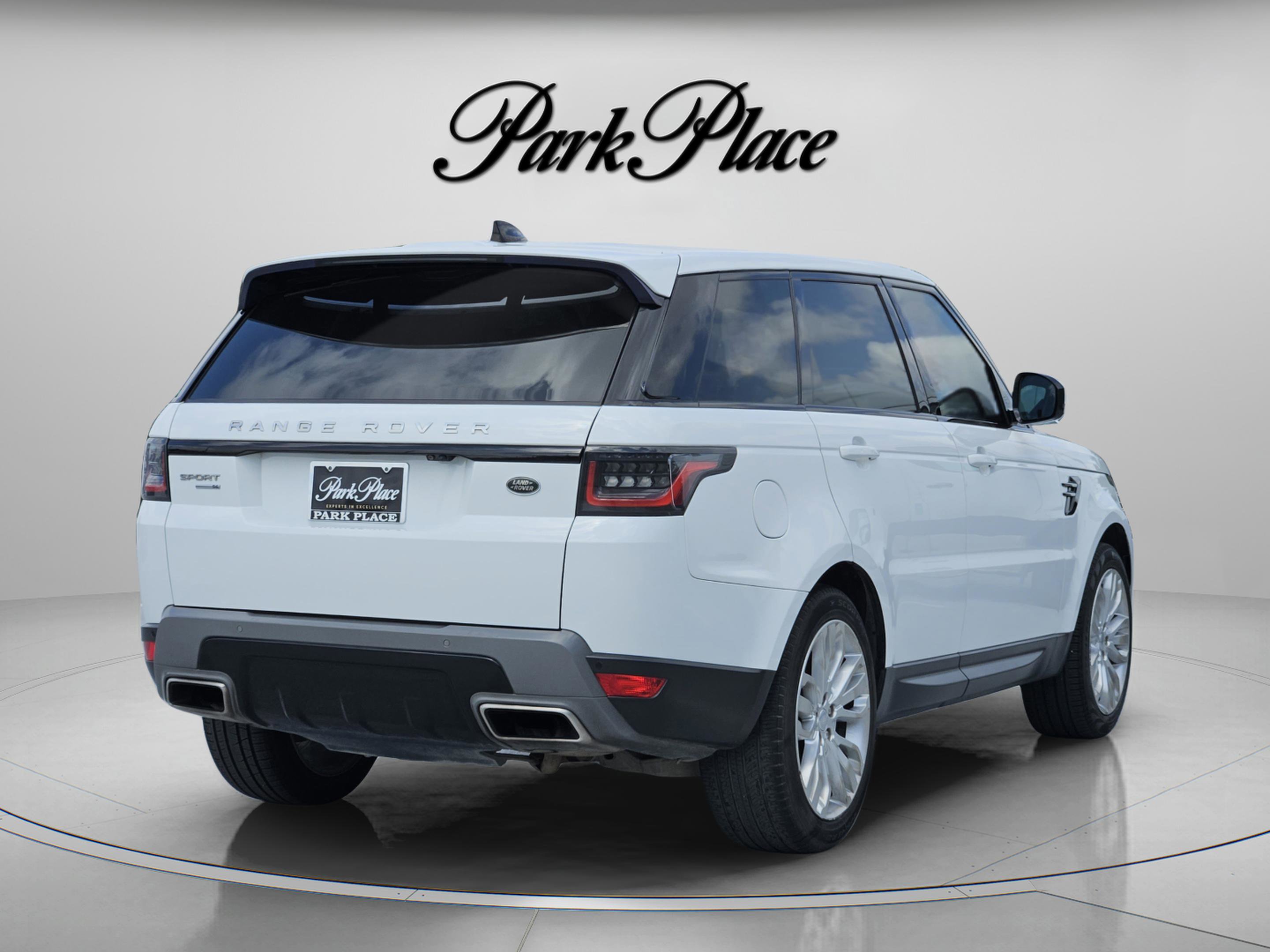 Used 2019 Land Rover Range Rover Sport SE AWD/4WD image 6