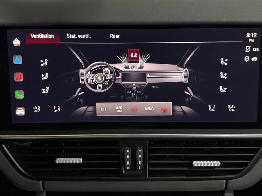 Used 2022 Porsche Cayenne GTS AWD/4WD image 46