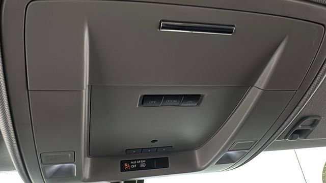 Used 2017 GMC Sierra 1500 SLE w/ Elevation Edition image 30