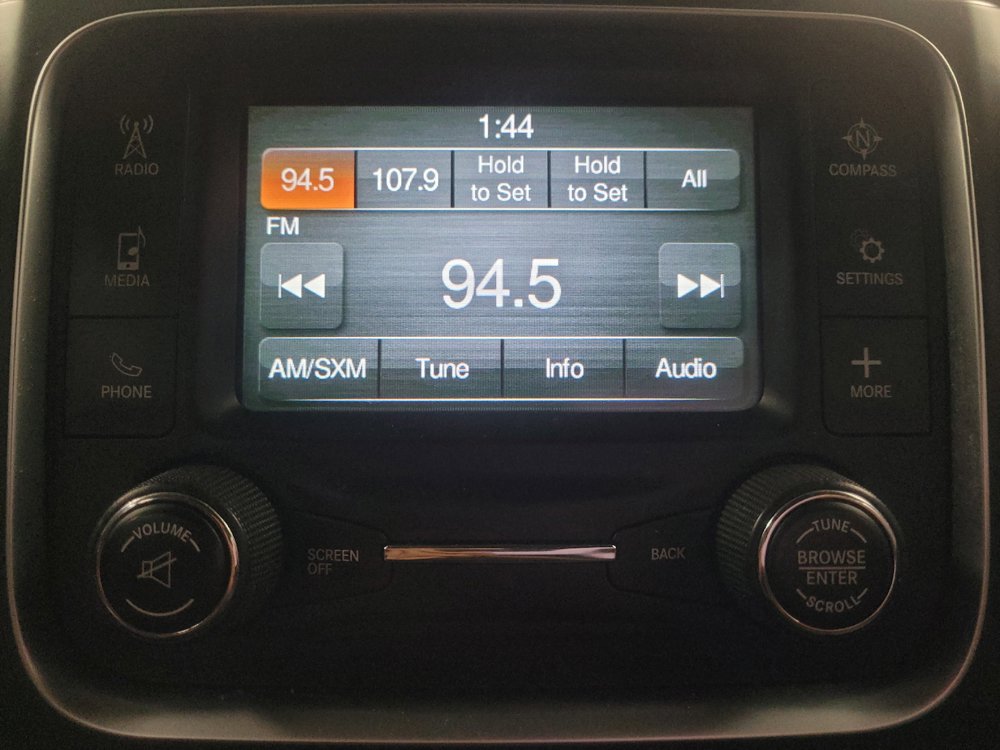 Used 2016 RAM 1500 Express RWD image 25