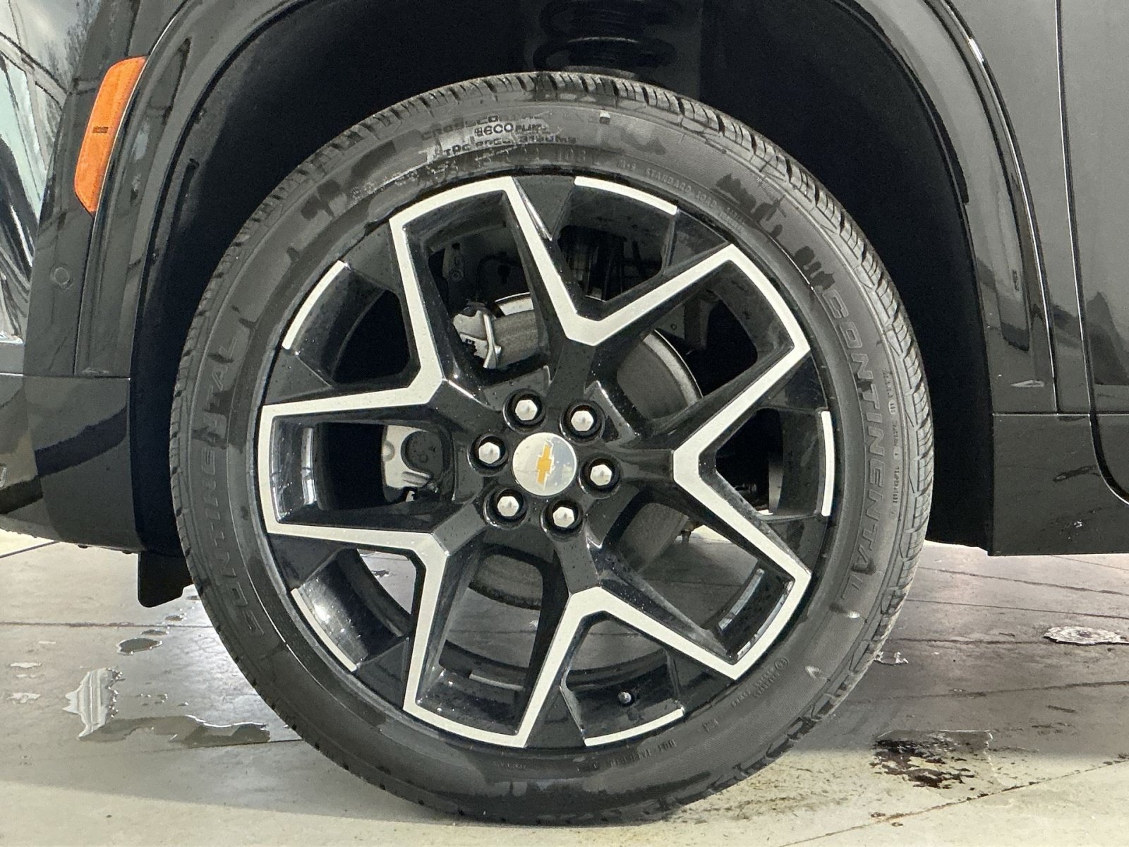 New 2026 Chevrolet Traverse High Country FWD image 20