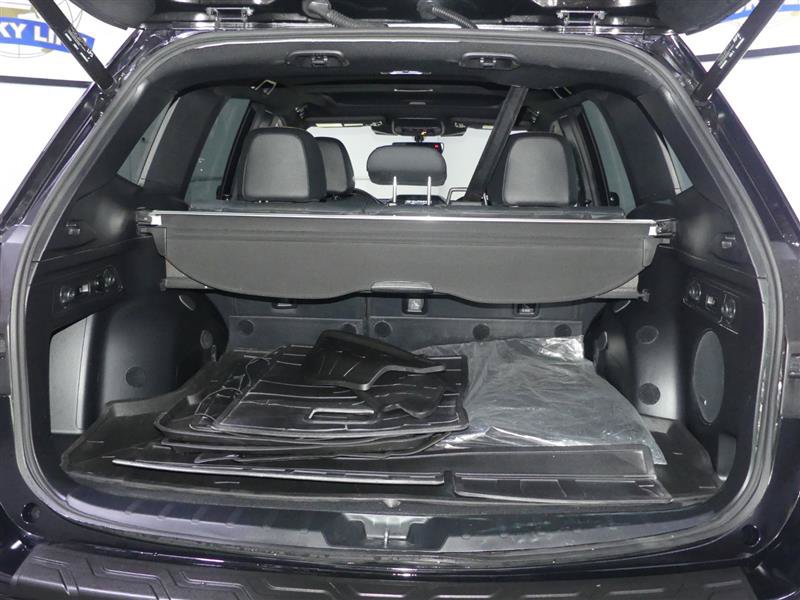 Used 2022 Subaru Forester Wilderness AWD/4WD image 9