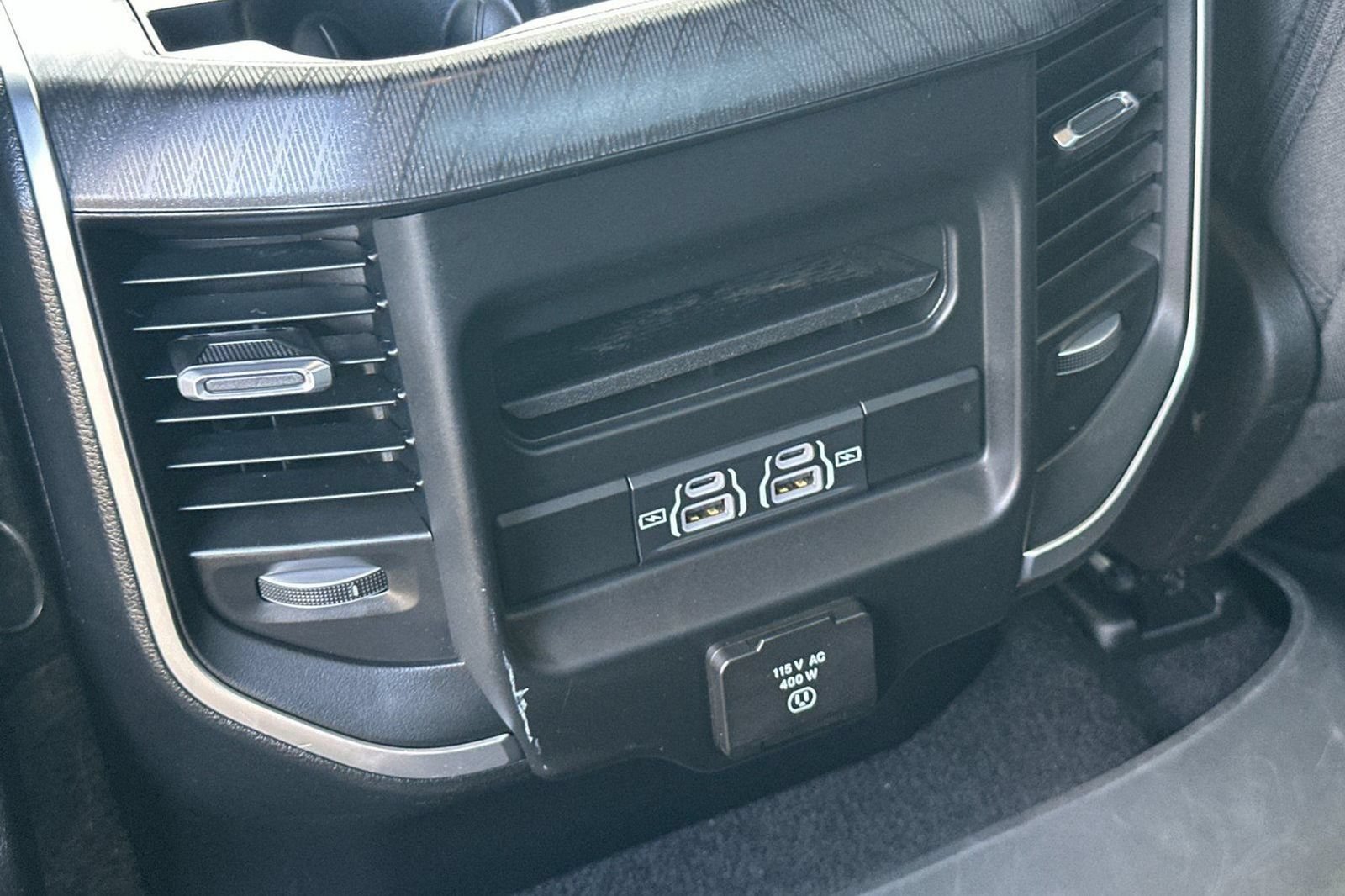 Used 2025 RAM 1500 Big Horn RWD image 16