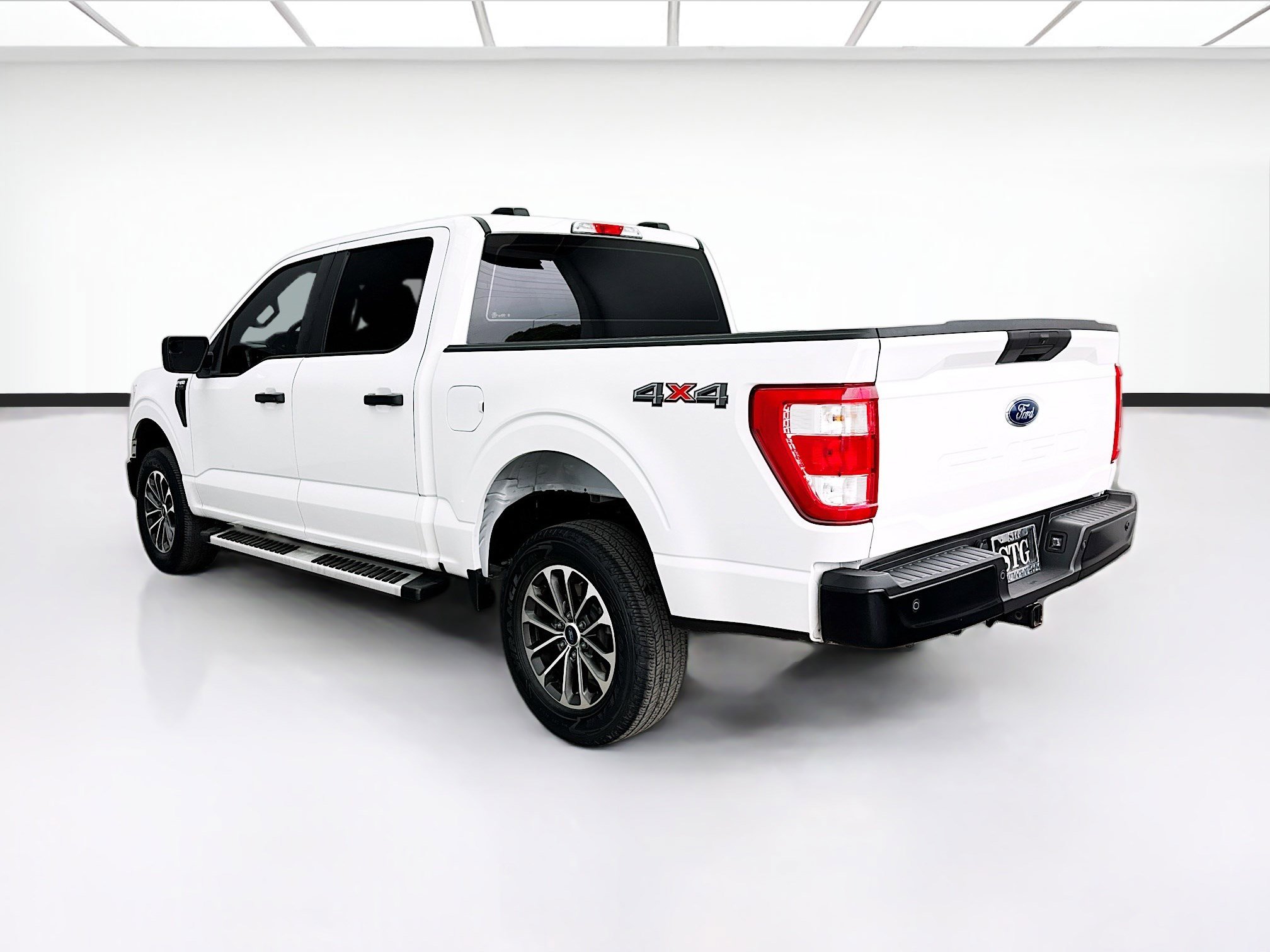 Used 2021 Ford F150 XL w/ Equipment Group 101A High AWD/4WD image 6