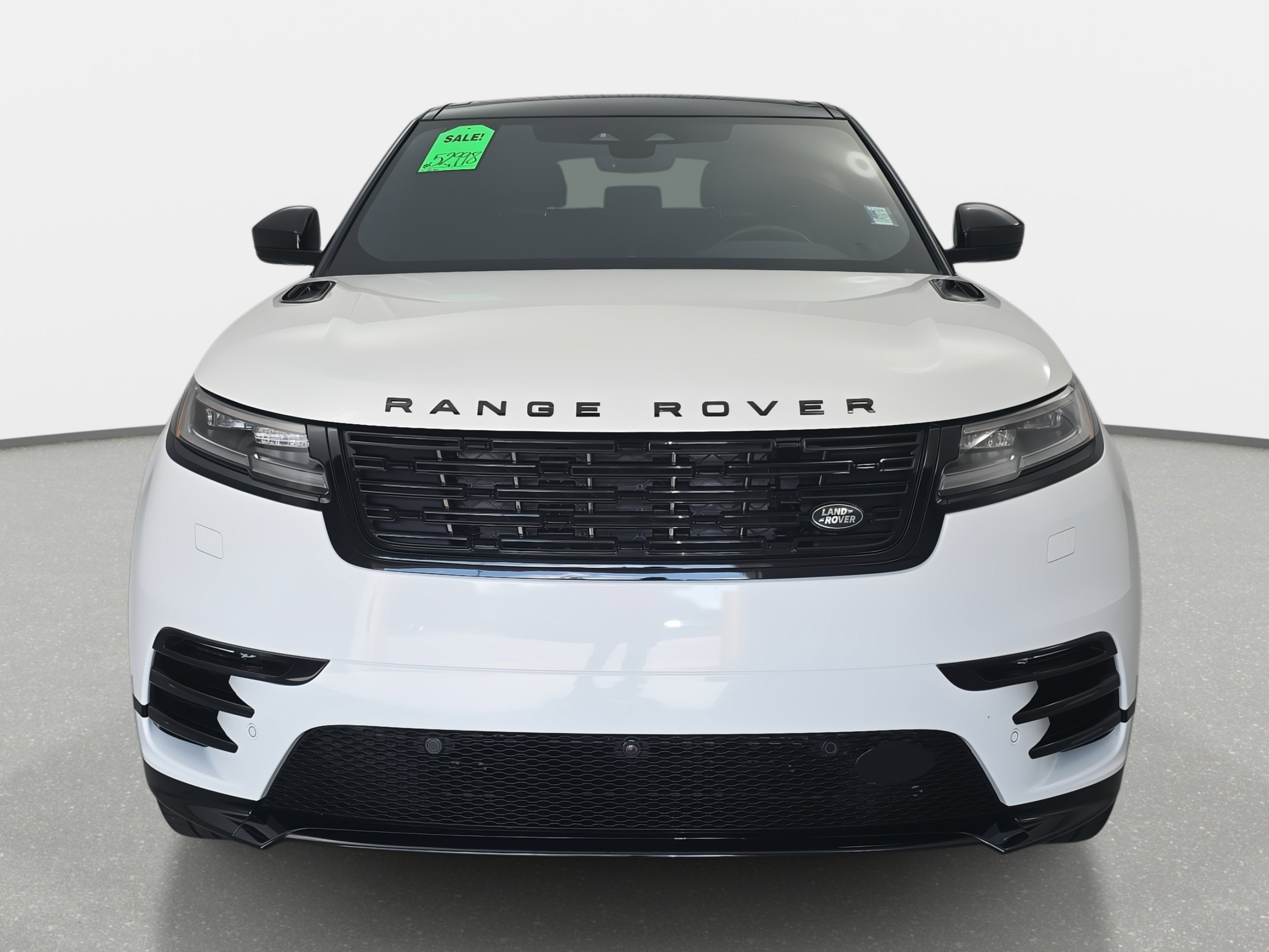 Used 2024 Land Rover Range Rover Velar Dynamic SE image 2